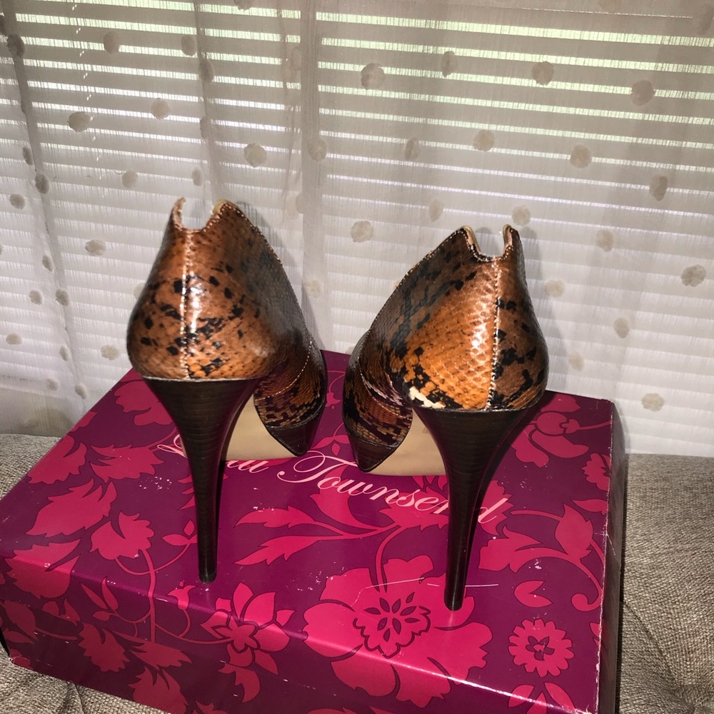 Python Design stiletto heels - Picture 3 of 5